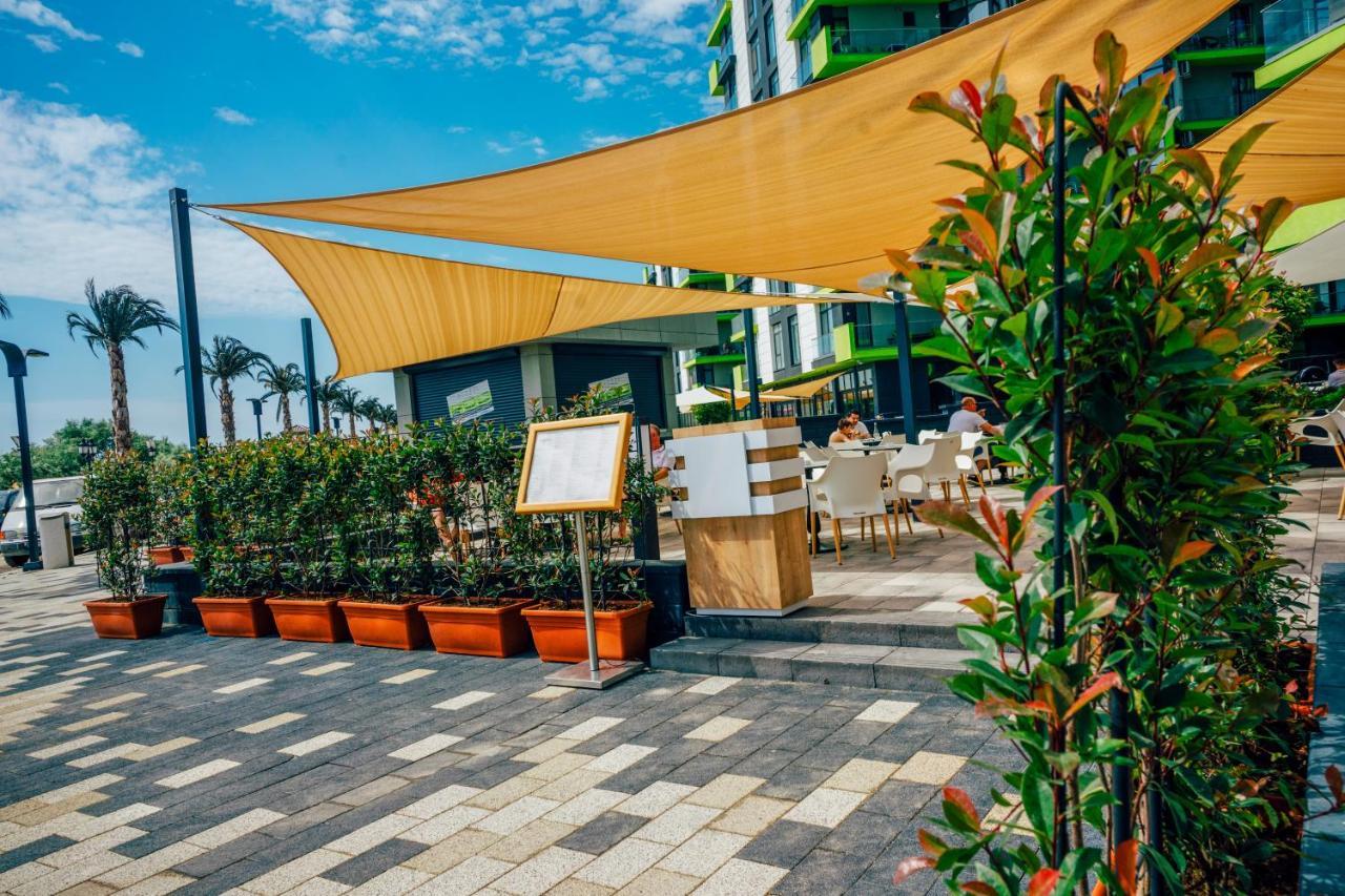 Ace Aparthotel Pool & Spa Mamaia Nord Navodari Bagian luar foto
