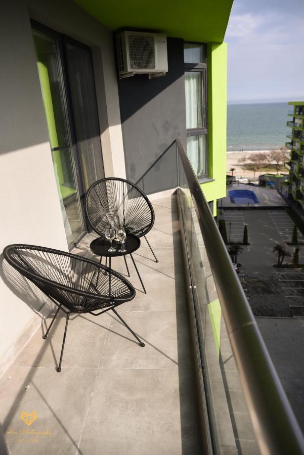 Ace Aparthotel Pool & Spa Mamaia Nord Navodari Bagian luar foto